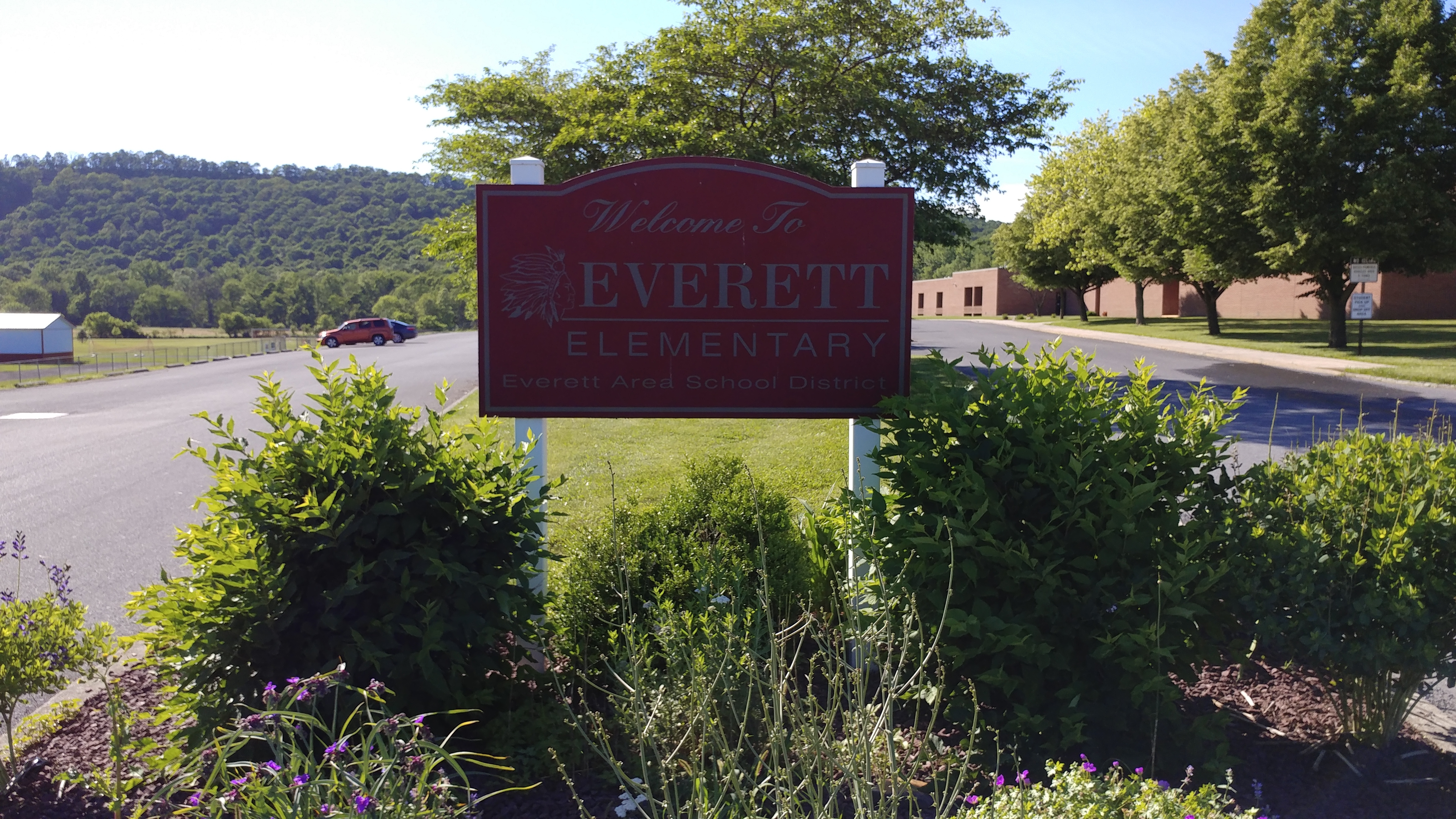 Everett Elementary School